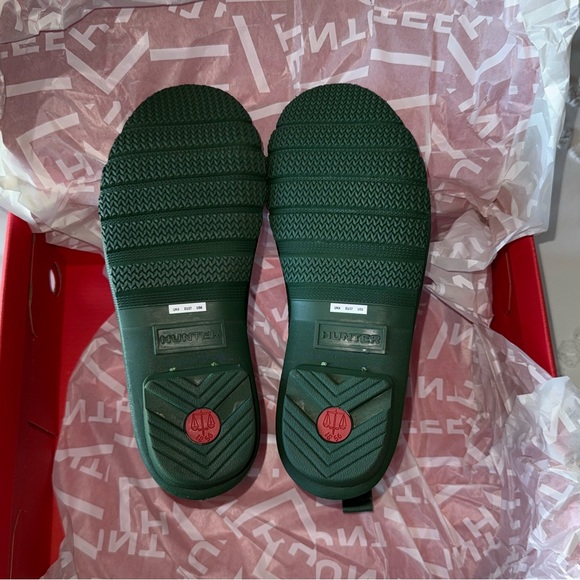 Hunter Chelsea Rain Boots - Picture 3 of 8